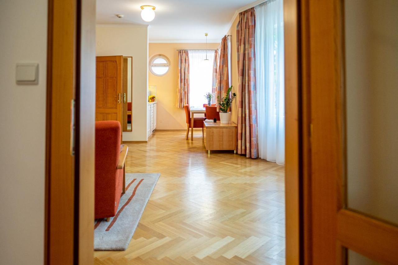Villa Marion Luhačovice Eksteriør billede